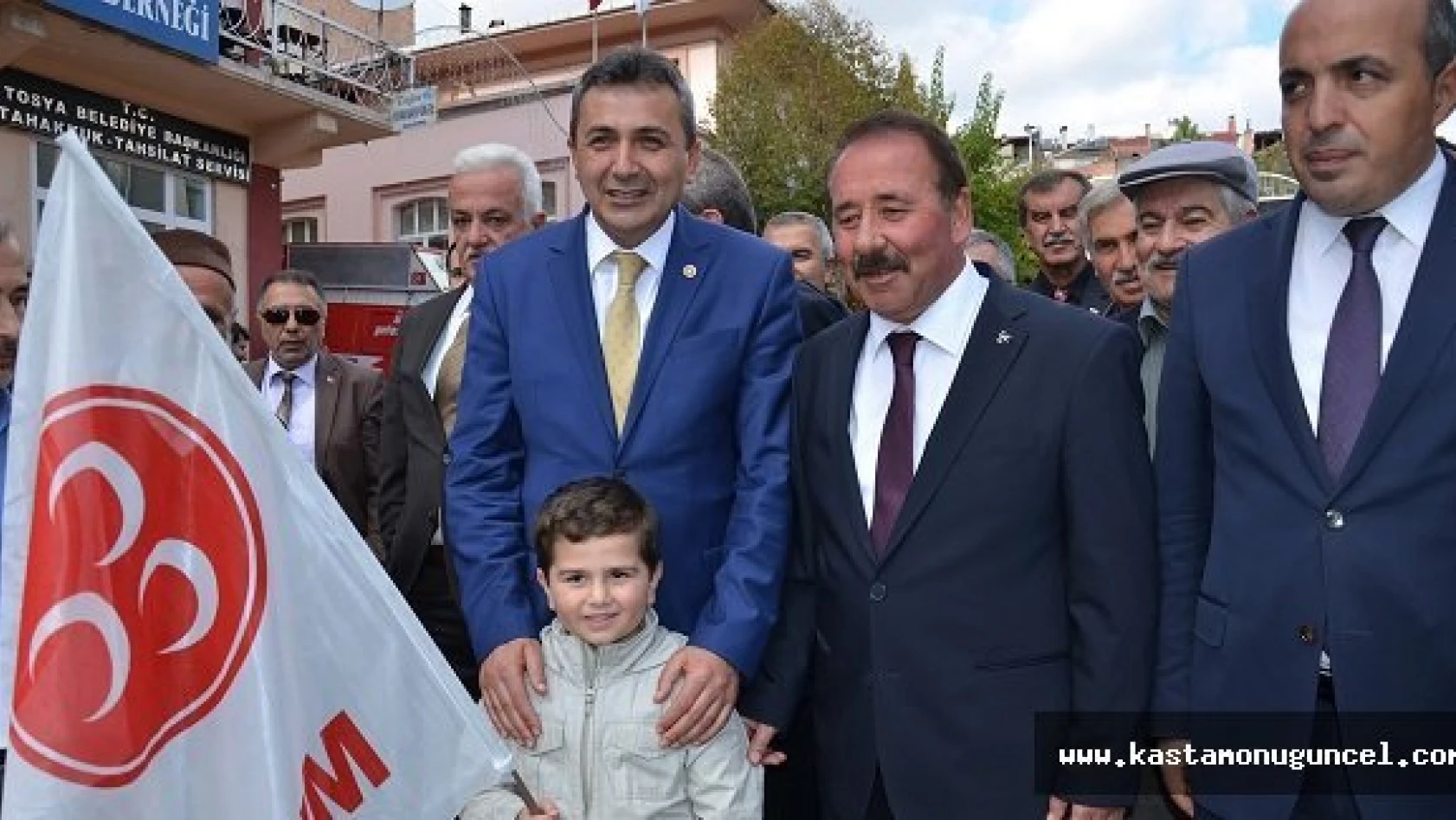 MHP Tosya'da Miting Düzenledi