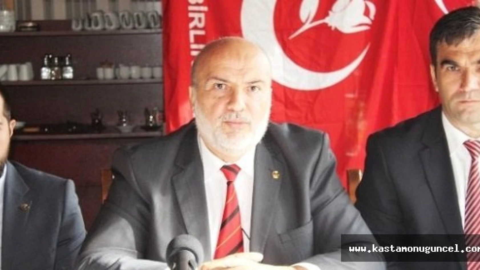 Yelis &quotKatledilen Türkmenlere Acil Yardım Edilmelidir"