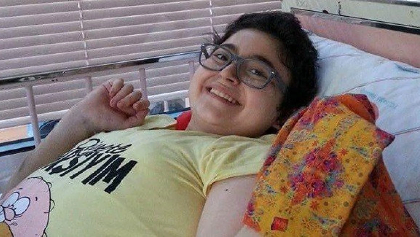 14 yaşındaki kız çocuğu kansere yenildi