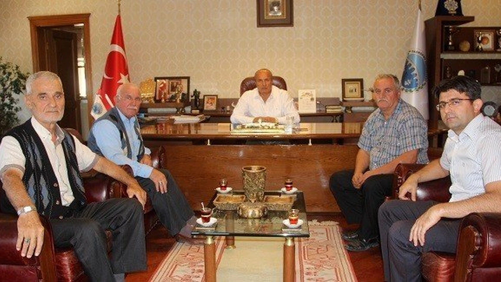 Şehit Aileleri Derneği, Başkan Arslan'ı ziyaret etti