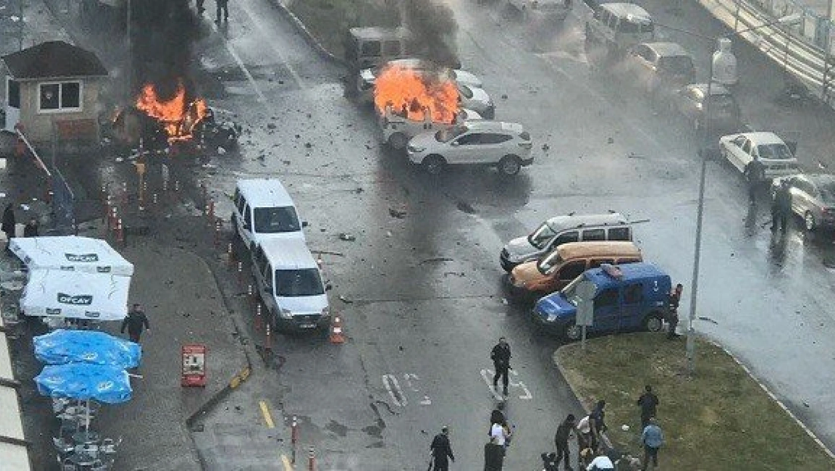 İzmir'de patlama: 2 şehit, 11 yaralı