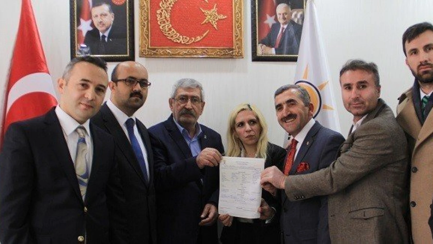 Kardeş Kılıçdaroğlu AK Parti saflarına katıldı 