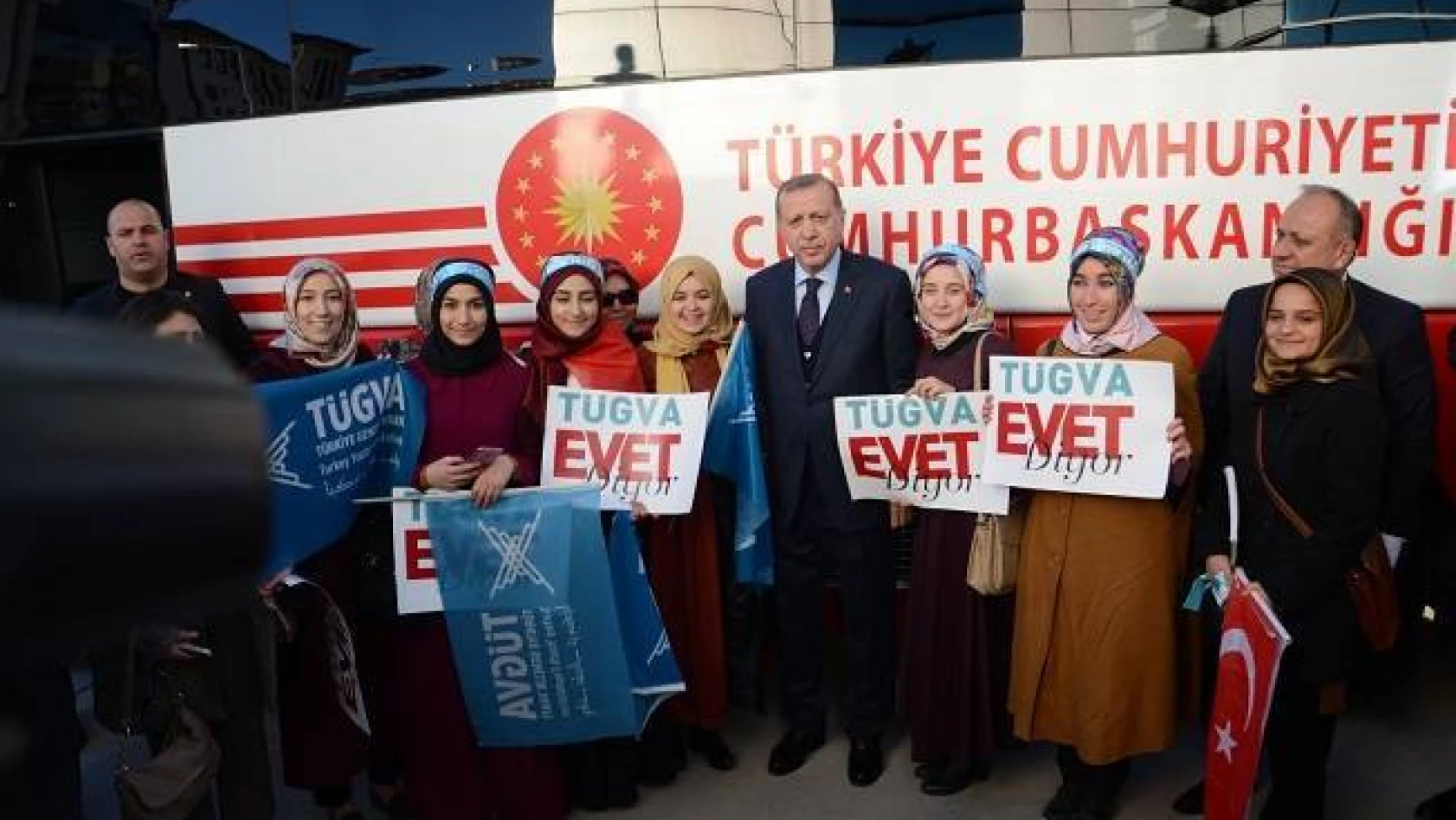 Cumhurbaşkanı Erdoğan, üniversite öğrencileriyle sohbet etti