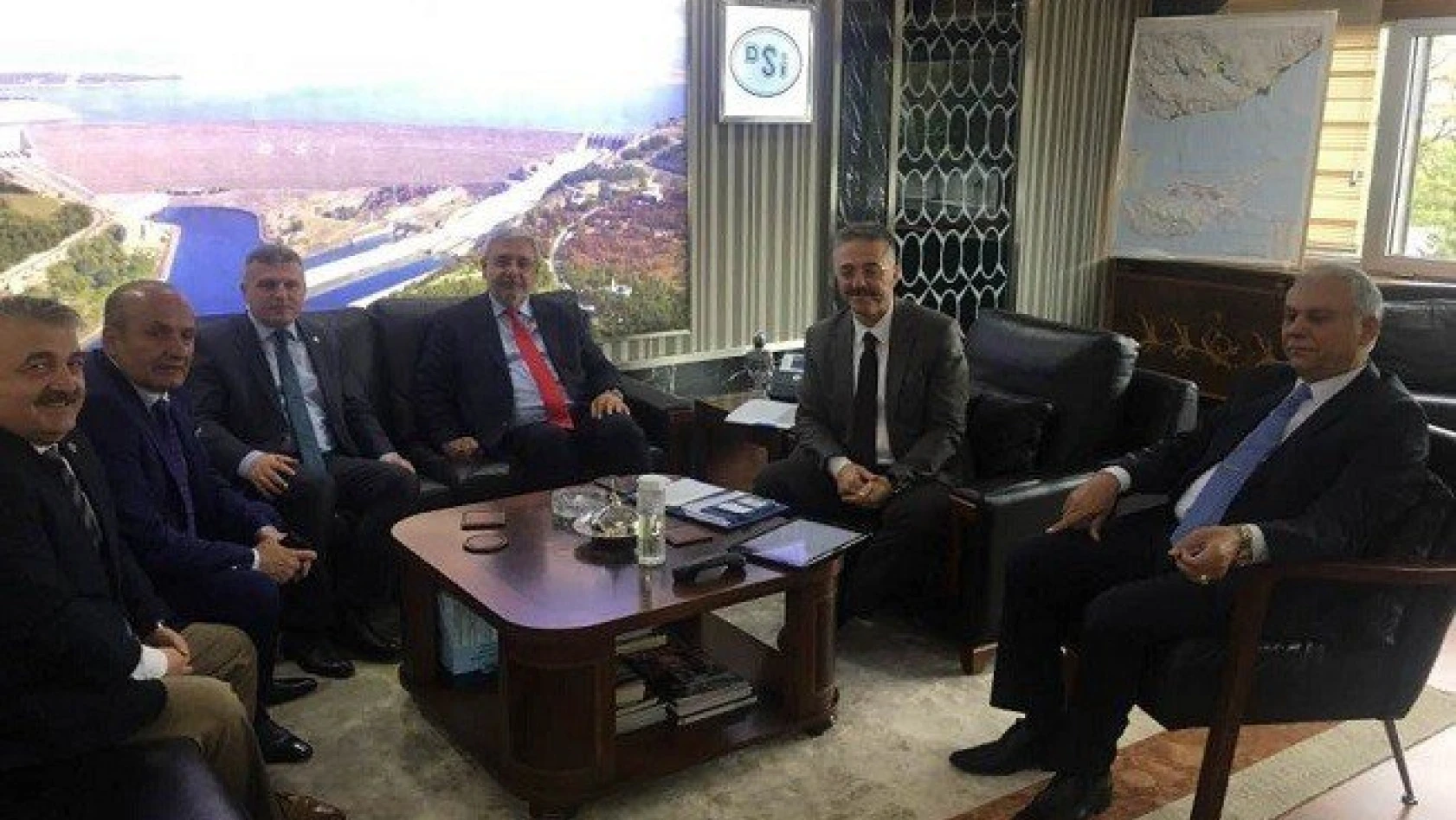 Milletvekili Çelik ve Başkan Arslan'dan Ankara çıkartması
