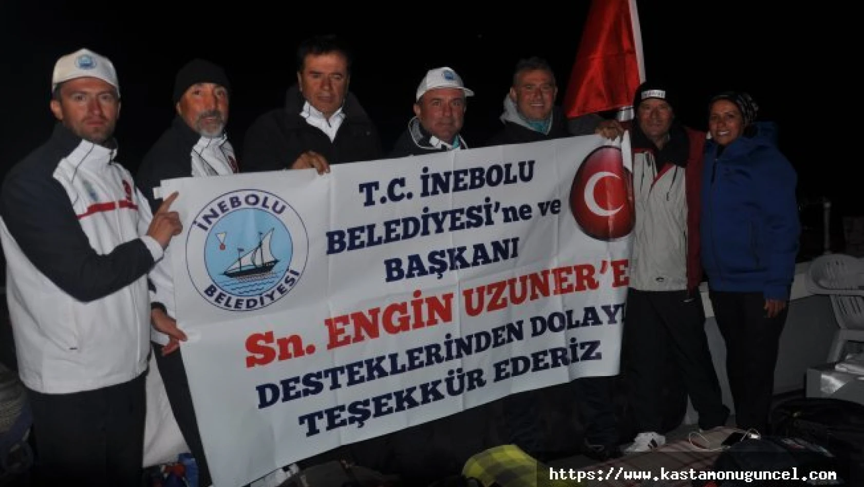 Manş Denizi'ni yüzerek geçen Türk yüzücüler yurda döndü