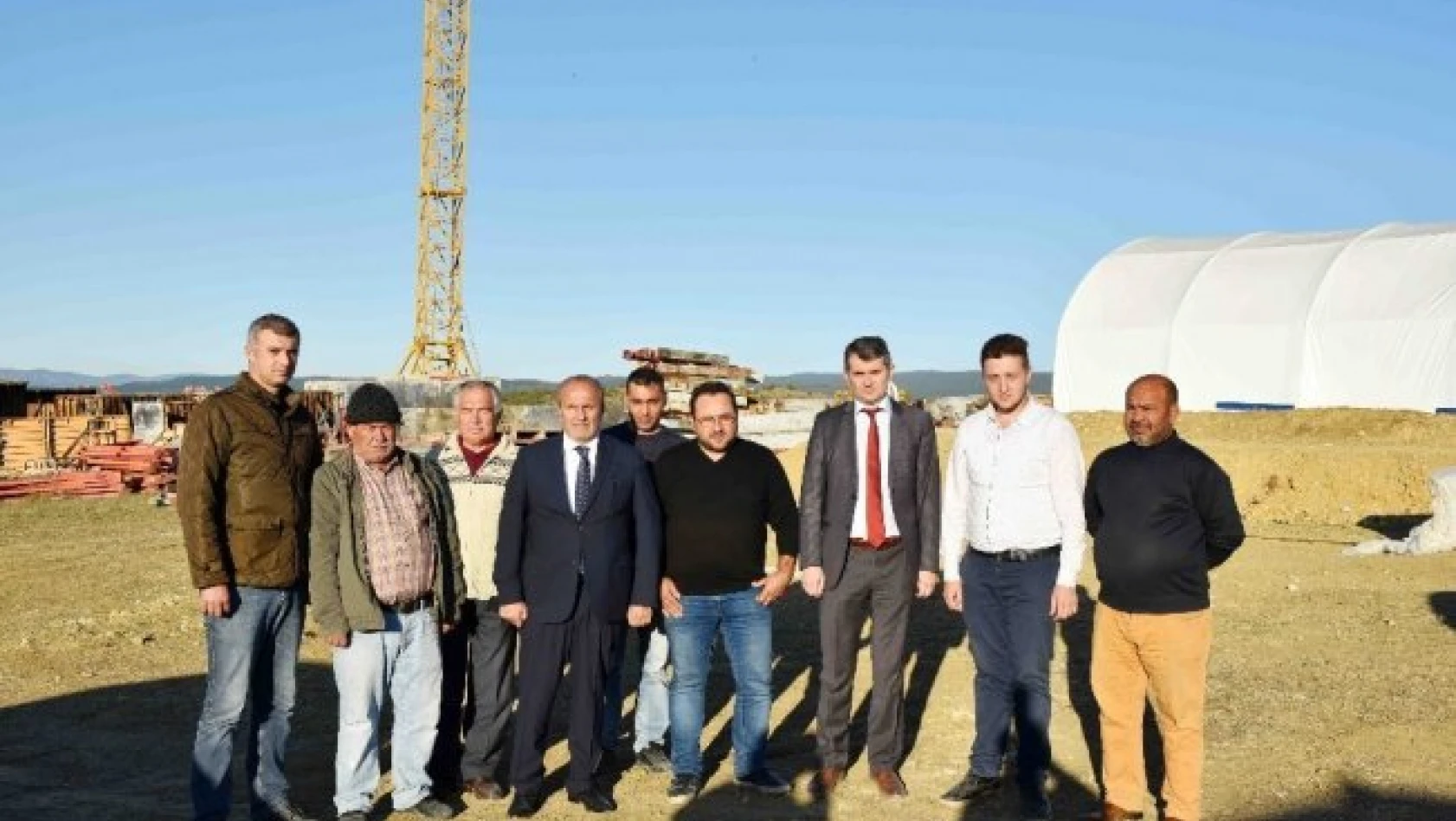 310 konutluk TOKİ inşaatının şantiyesi kuruldu