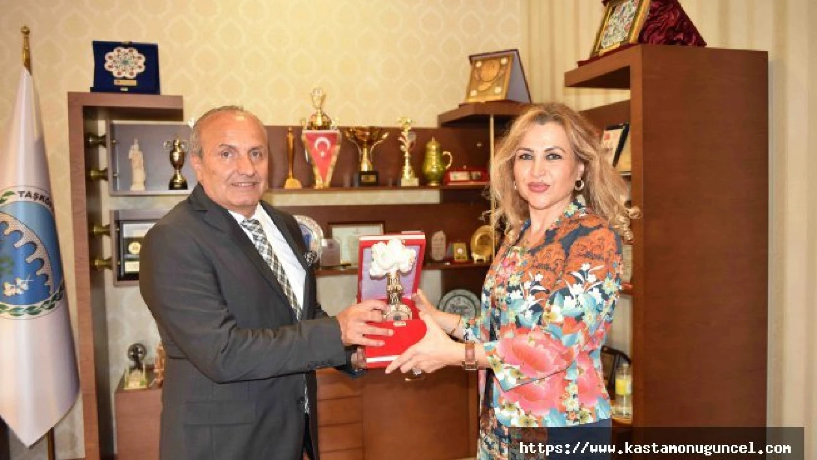 PTT Başmüdürü Varlıker'den Arslan'a veda ziyareti