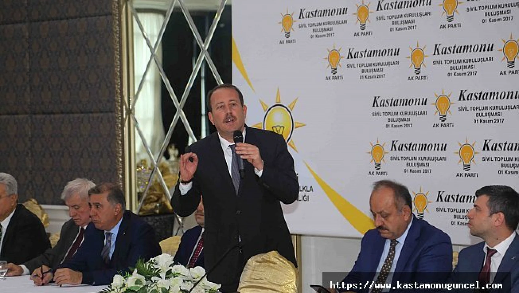 AK Partili Karacan, STK temsilcileriyle buluştu