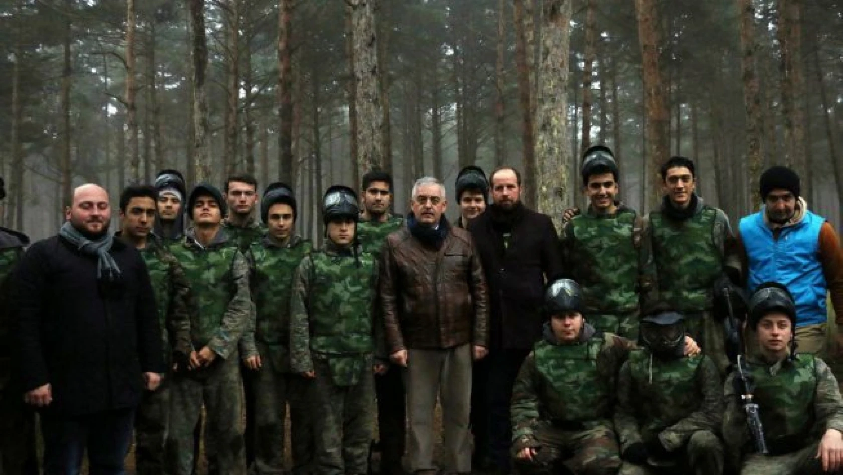 Başkan Aydın, Kastamonu'daki Kış Gençlik Kampı'nı ziyaret etti 