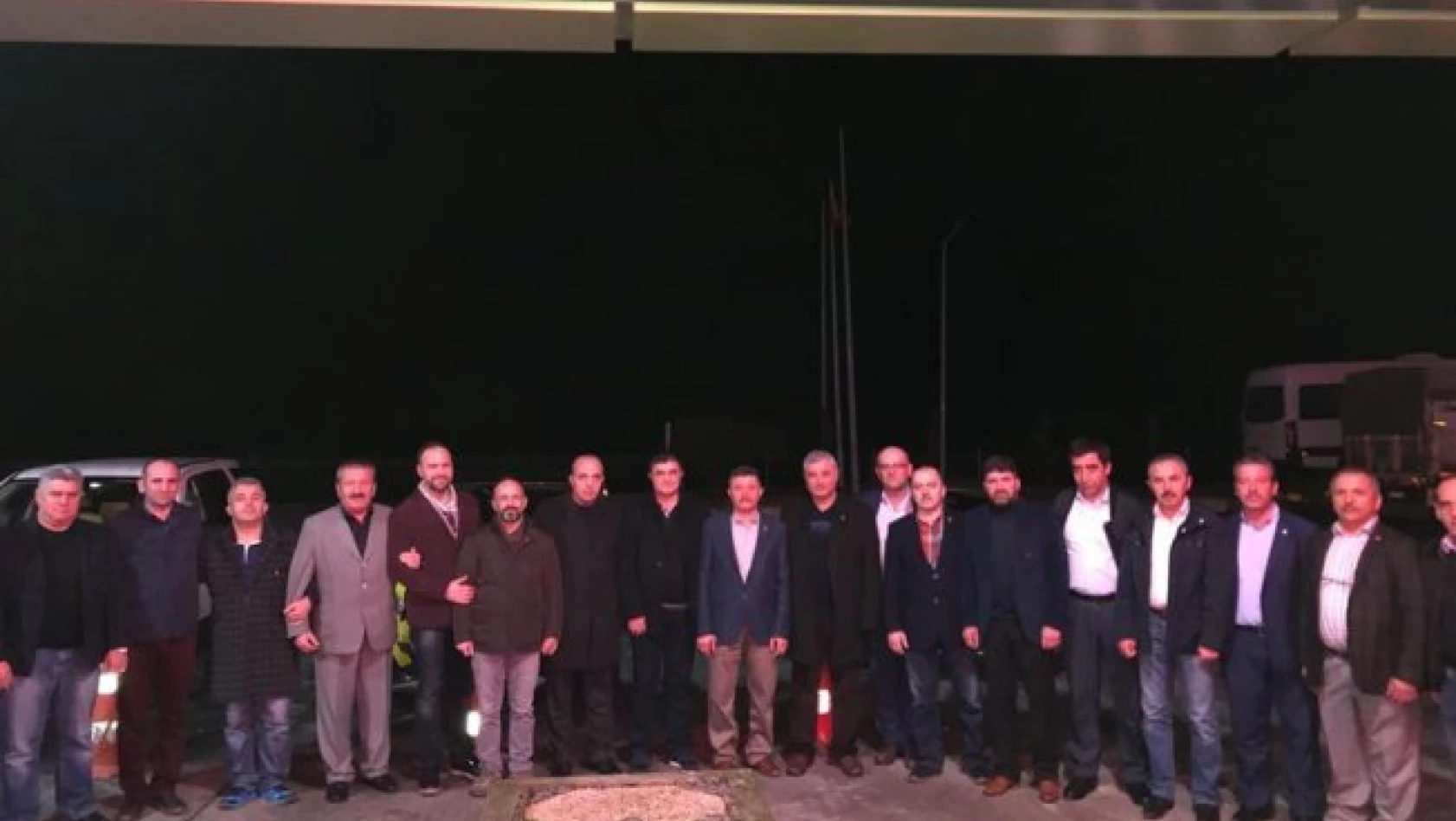 MHP'li il ve ilçe başkanları kampa katılıyor