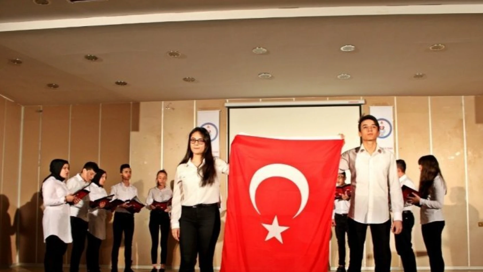 Kastamonu'da İstiklal Marşı'nın kabulü ve Mehmet Akif Ersoy'u anma programı yapıldı
