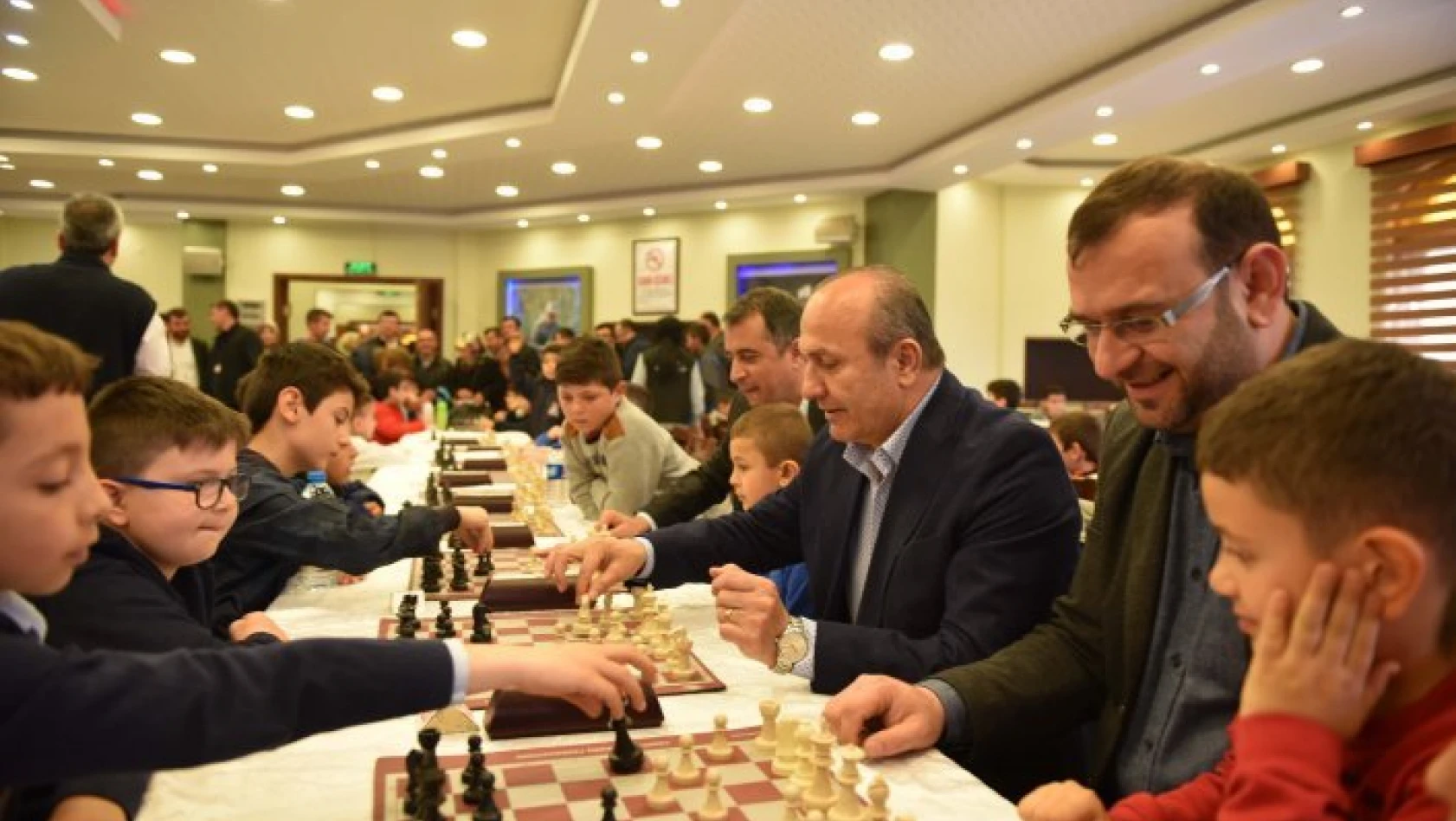 Taşköprü'de Satranç Turnuvası'na yoğun ilgi