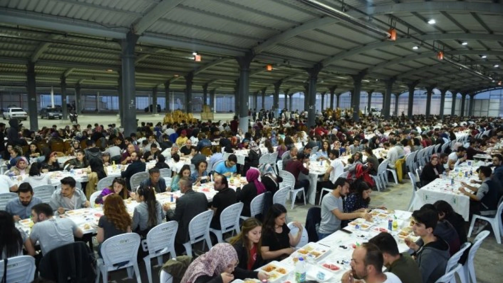 Kastamonu Belediyesi 115 bin kişilik iftar sofrası kuracak