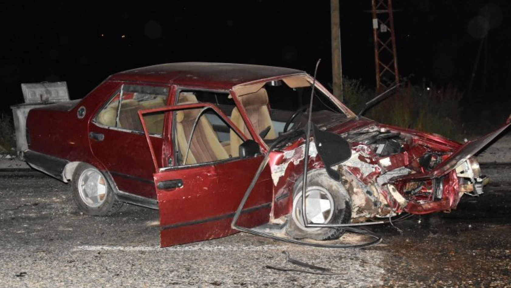 Kastamonu'da iki otomobil çarpıştı: 1'i ağır 3 yaralı