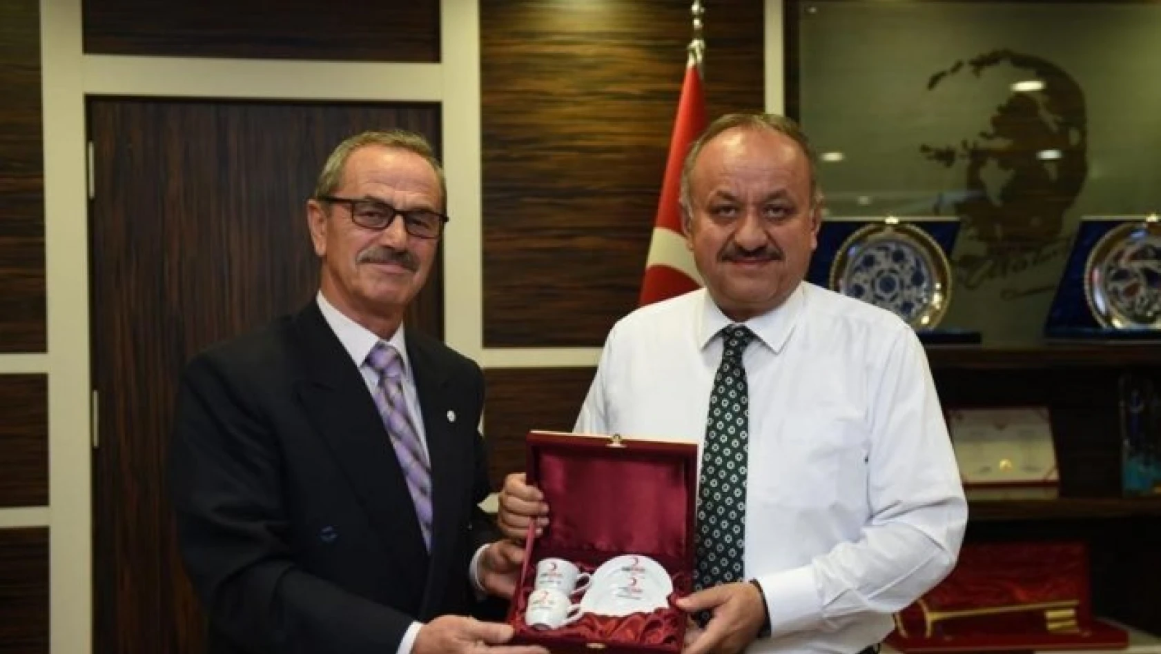 Türk Kızılayı, Başkan Babaş'ı ziyaret etti