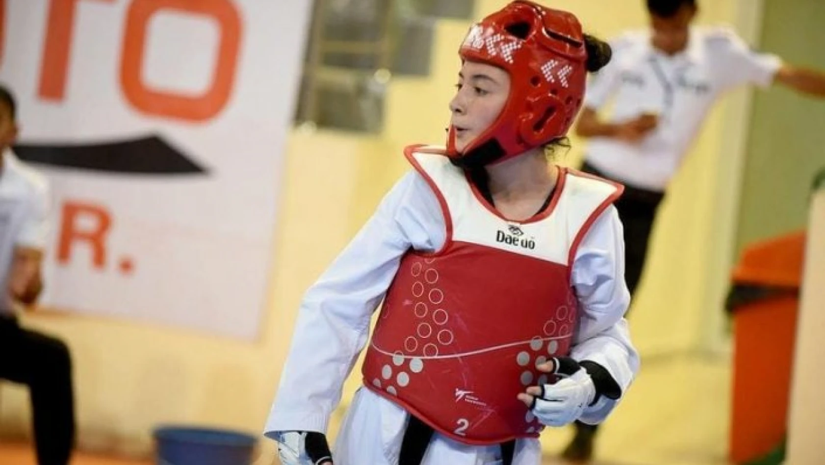 Taekwondocu Rabia Kuşcu gözyaşları arasında toprağa verildi