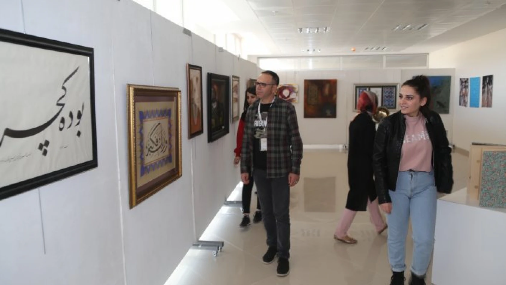 Kastamonu'da sanatçı ve akademisyenlerden sergi