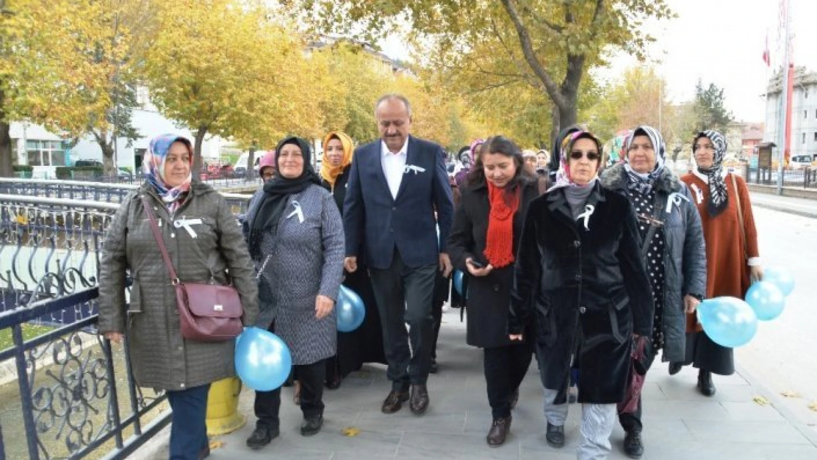 Başkan Babaş, 14 Kasım Dünya Diyabet Günü yürüşüne katıldı