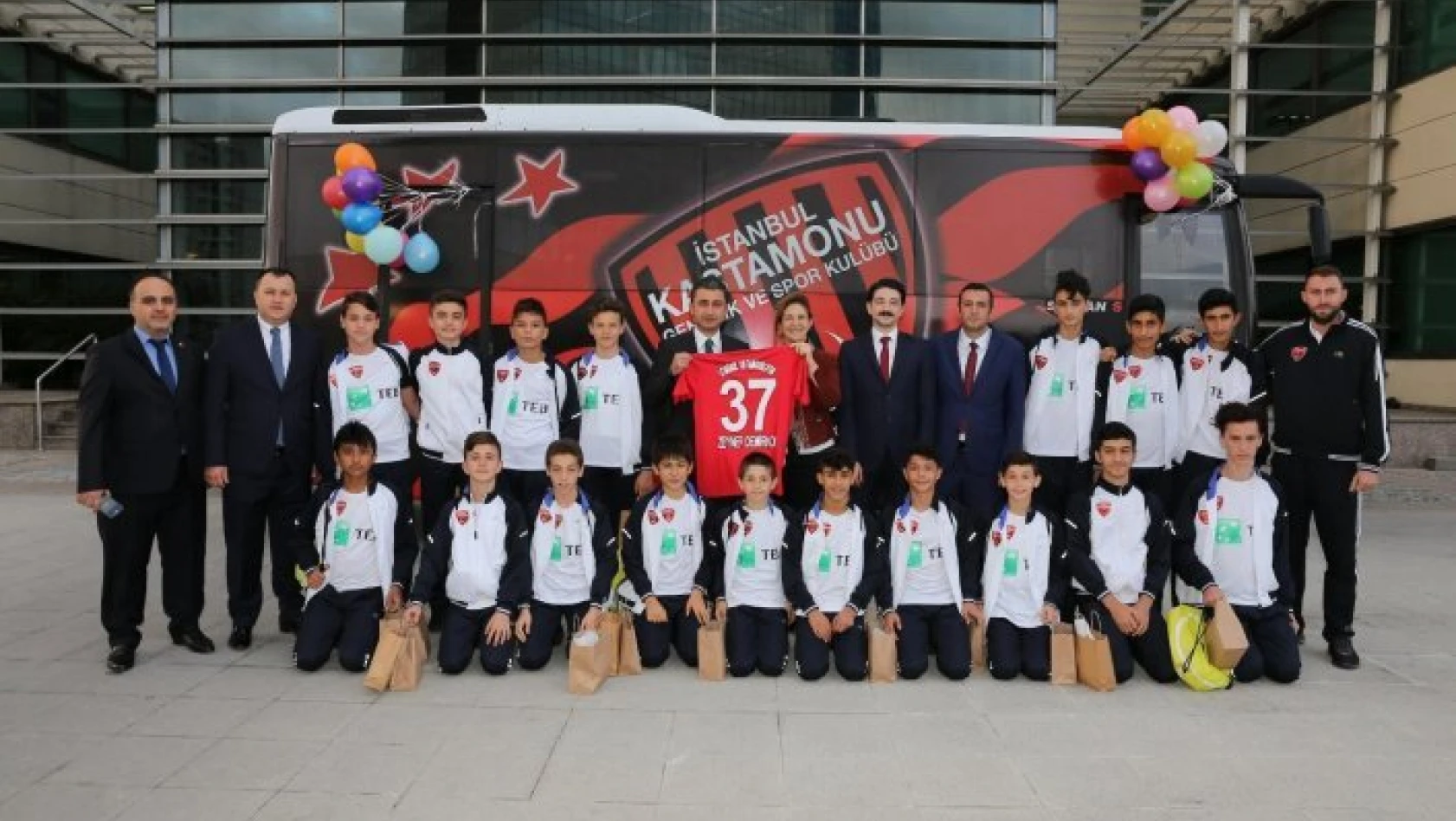 İstanbul Kastamonu Gençlik ve Spor Kulübü'ne TEB sponsor oldu