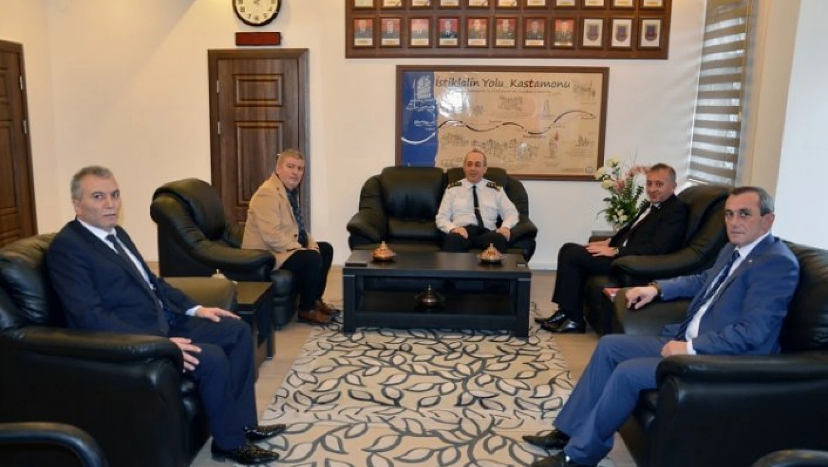 Başkan Aydın'dan İl Jandarma Komutanı Özbek'e ziyaret!