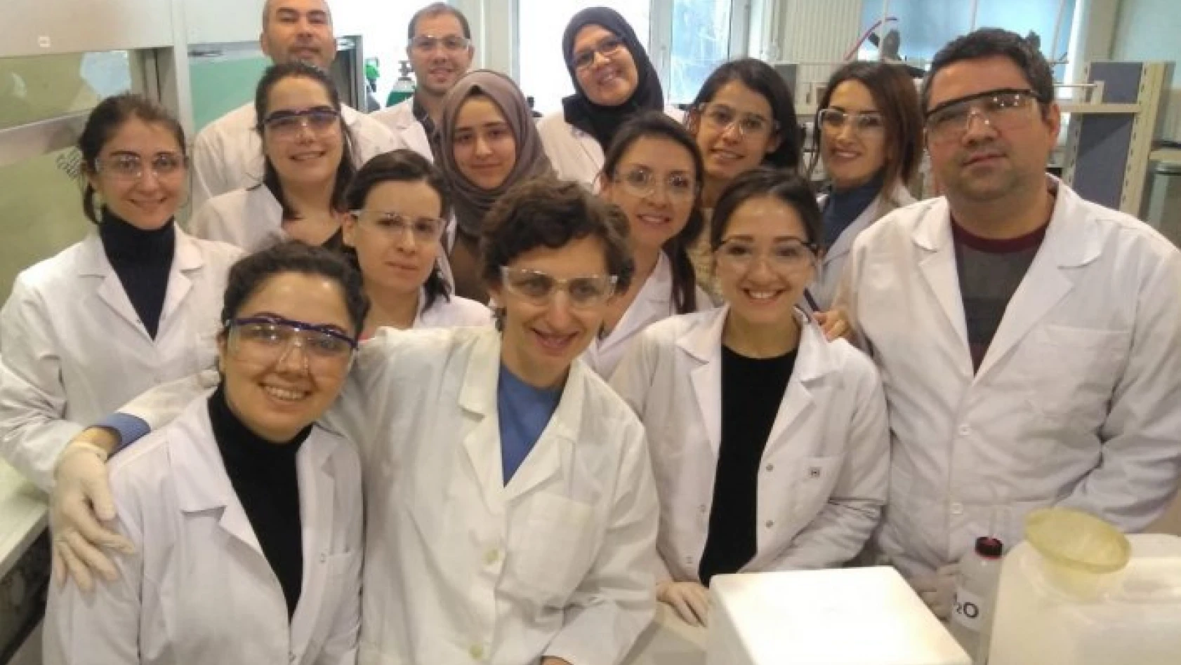 Türkiye'de ilk yerli kanser ilacı Boğaziçi Üniversitesi'nde üretilecek
