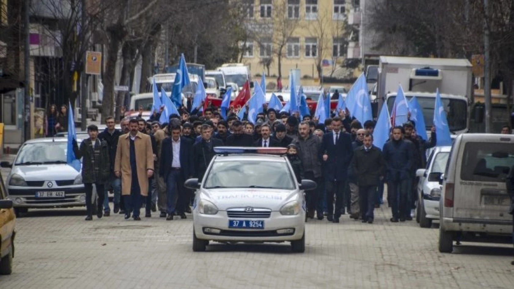 Ülkücüler Doğu Türkistan için yürüdü