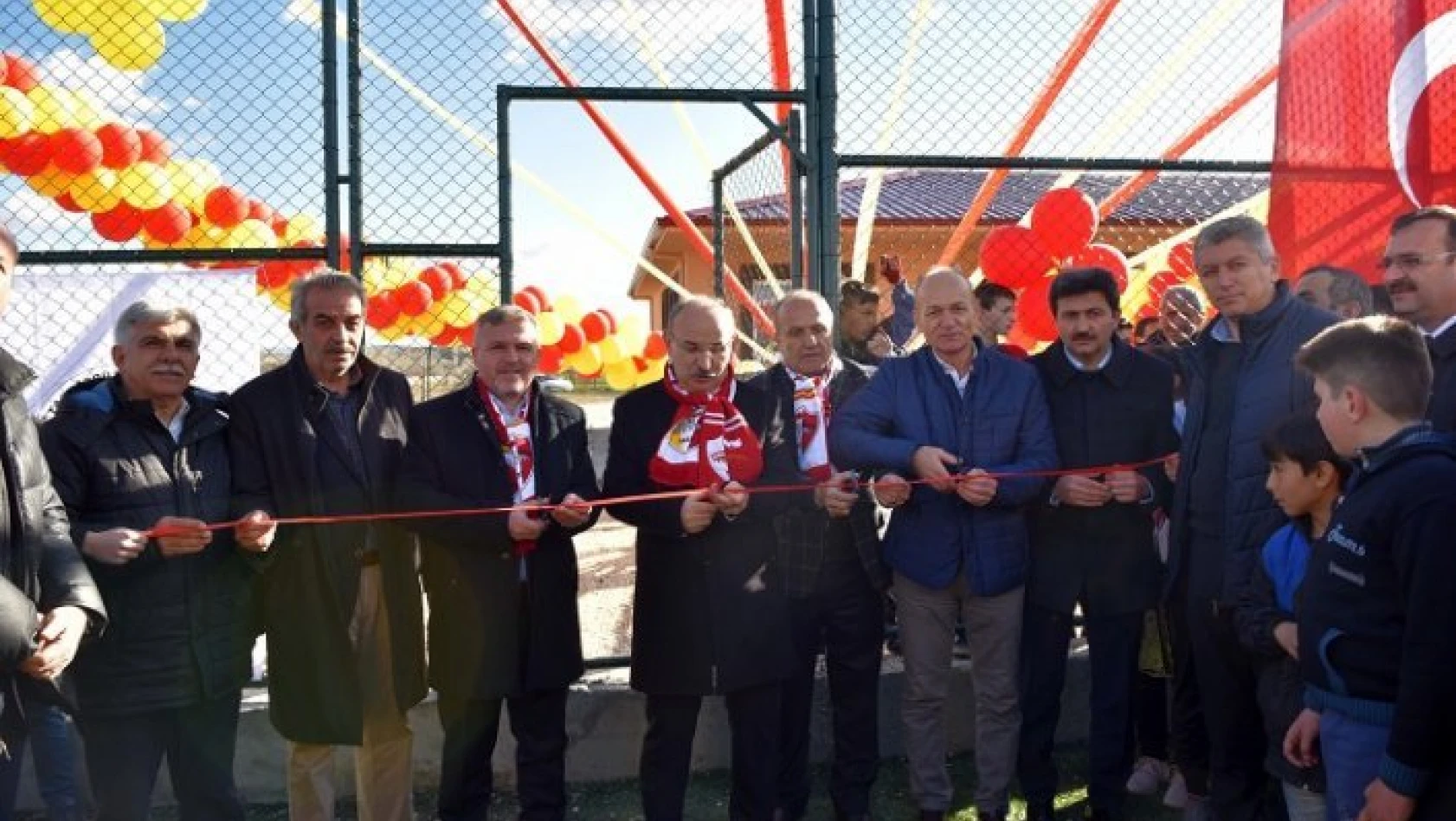 Taşköprü'de Sentetik Futbol Sahası açılışı gerçekleşti