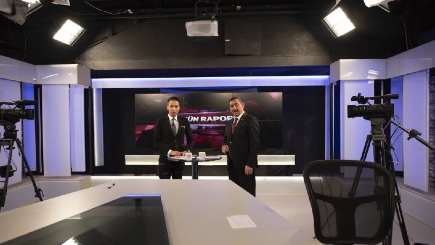Vidinlioğlu, Bengü Türk TV'de 'Günün Raporu' programına konuk oldu