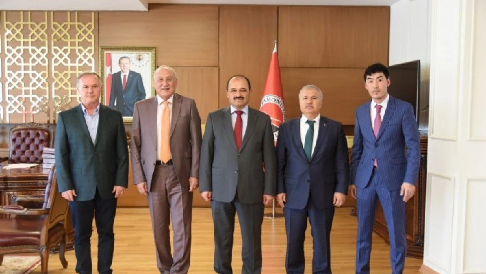 Kastamonu Üniversitesi ile Kazakistan Bolaşak Akademisi arasında iş birliği