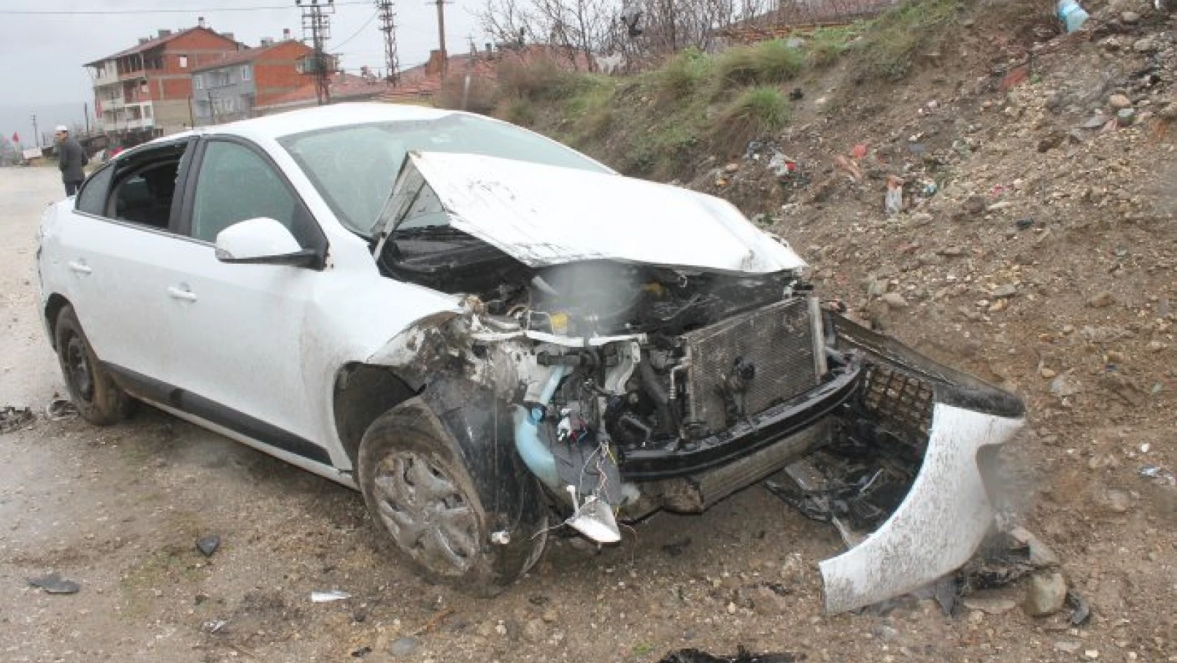 Tosya'da meydana gelen kazada 2 kişi yaralandı