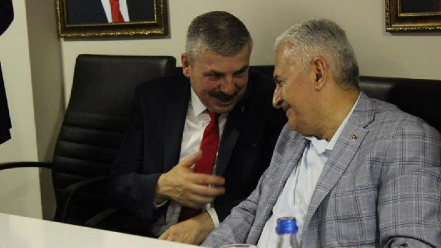 Binali Yıldırım, AK Parti İl Teşkilatına teşekkür etti