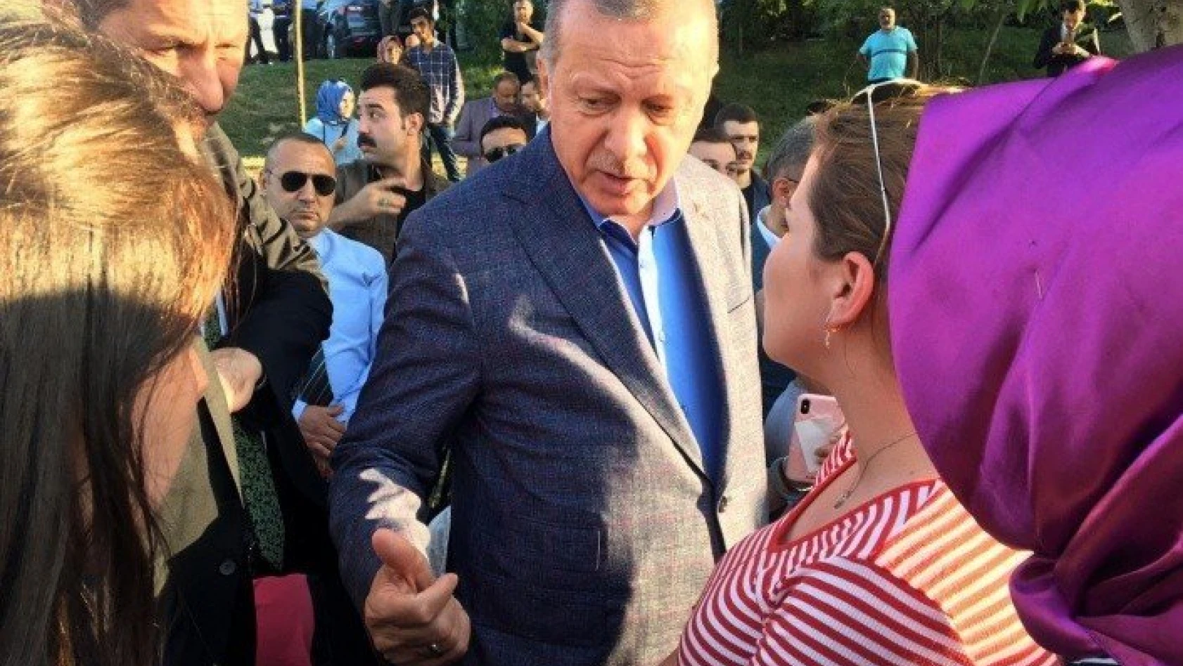 Erdoğan &quotMursi kardeşimize, şehidimize Allah'tan rahmet diliyorum"