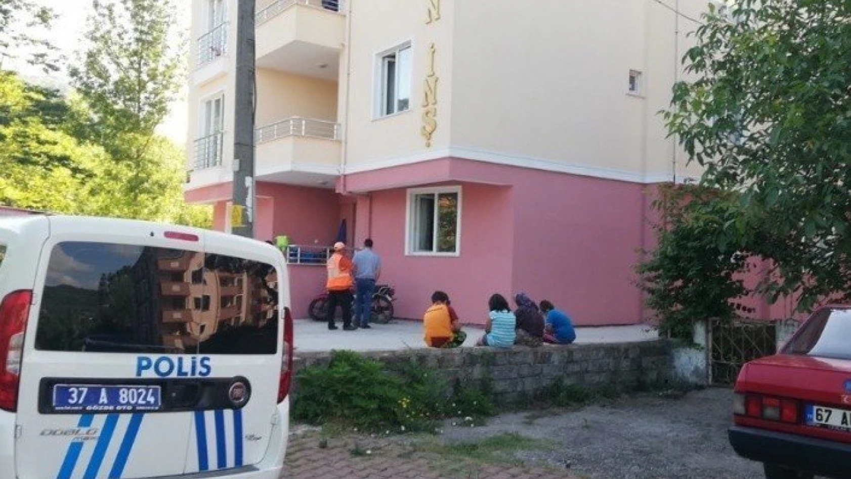 Kastamonu'da üç çocuk babası, evinde ölü bulundu