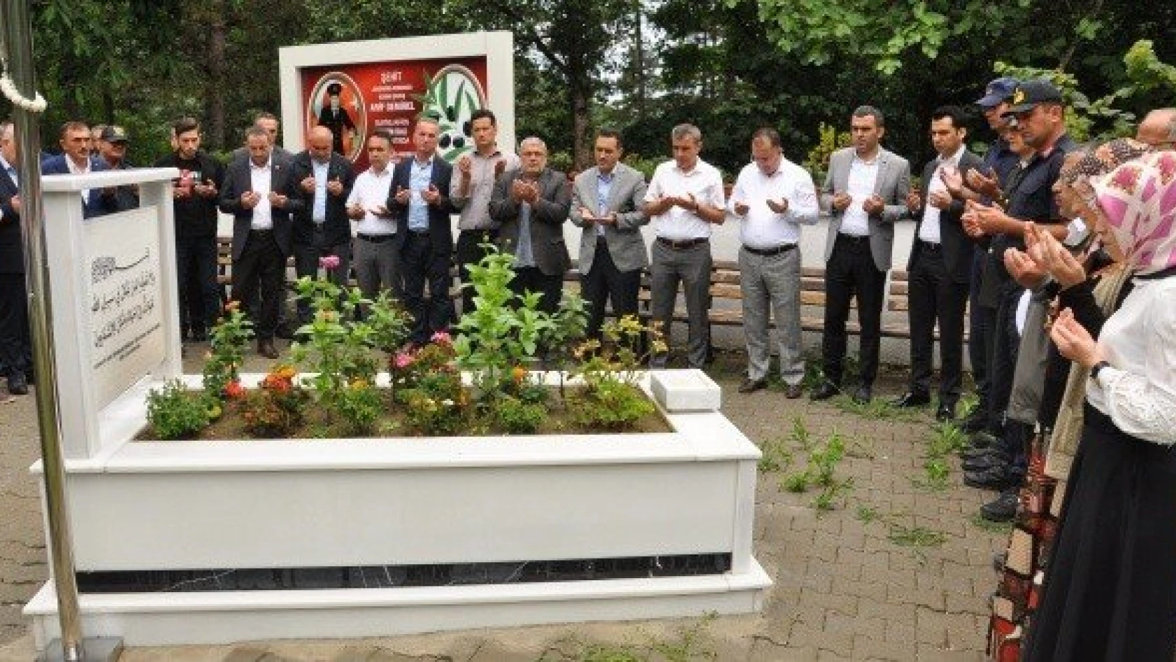 İnebolu'da 15 Temmuz nedeniyle şehit mezarları ziyaret edildi