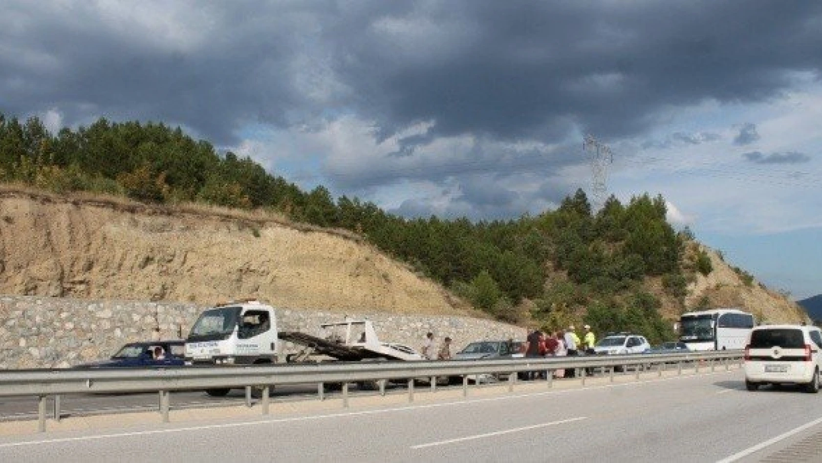 Tosya'da maddi hasarlı trafik kazası