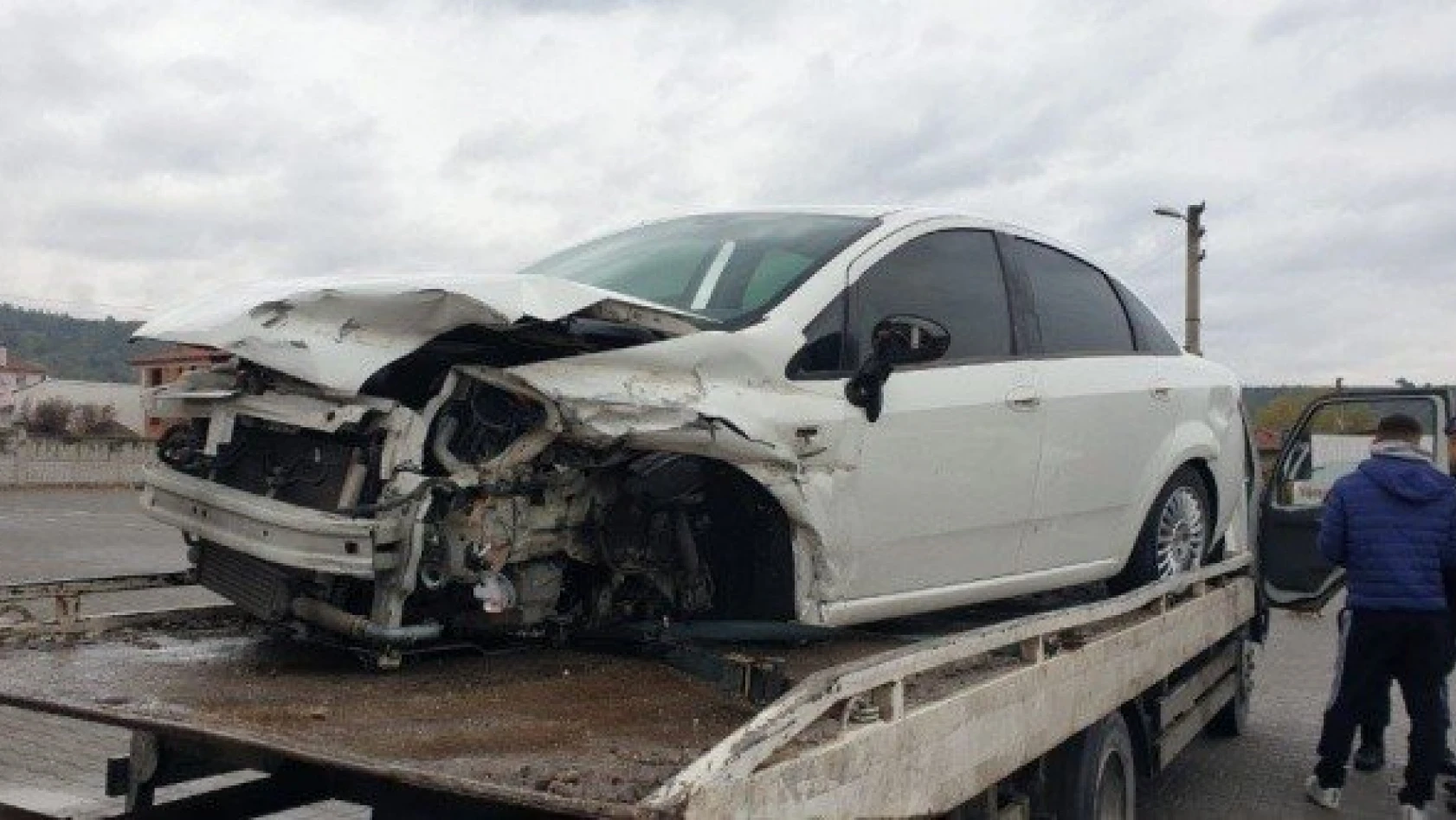 Tosya'daki trafik kazasında 5 kişi yaralandı