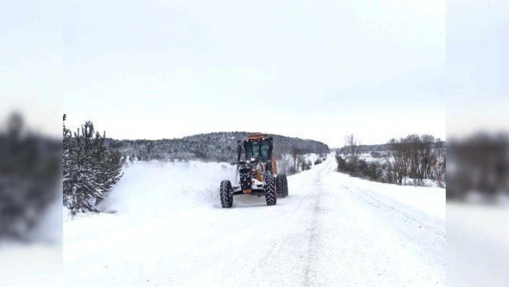 Kastamonu'da kar nedeniyle 393 köy yolu ulaşıma kapandı