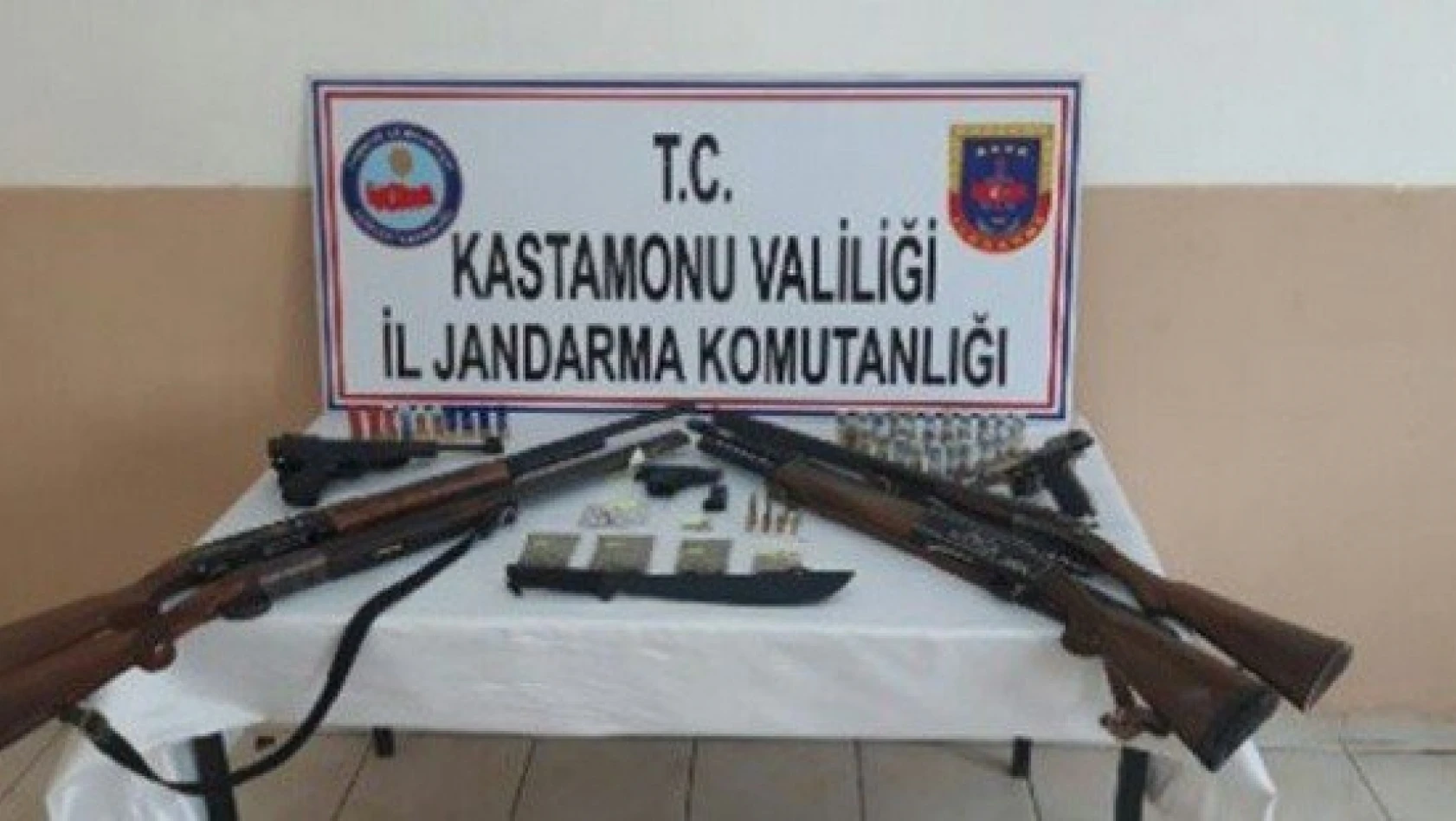Kastamonu'daki uyuşturucu operasyonlarında 13 kişi tutuklandı