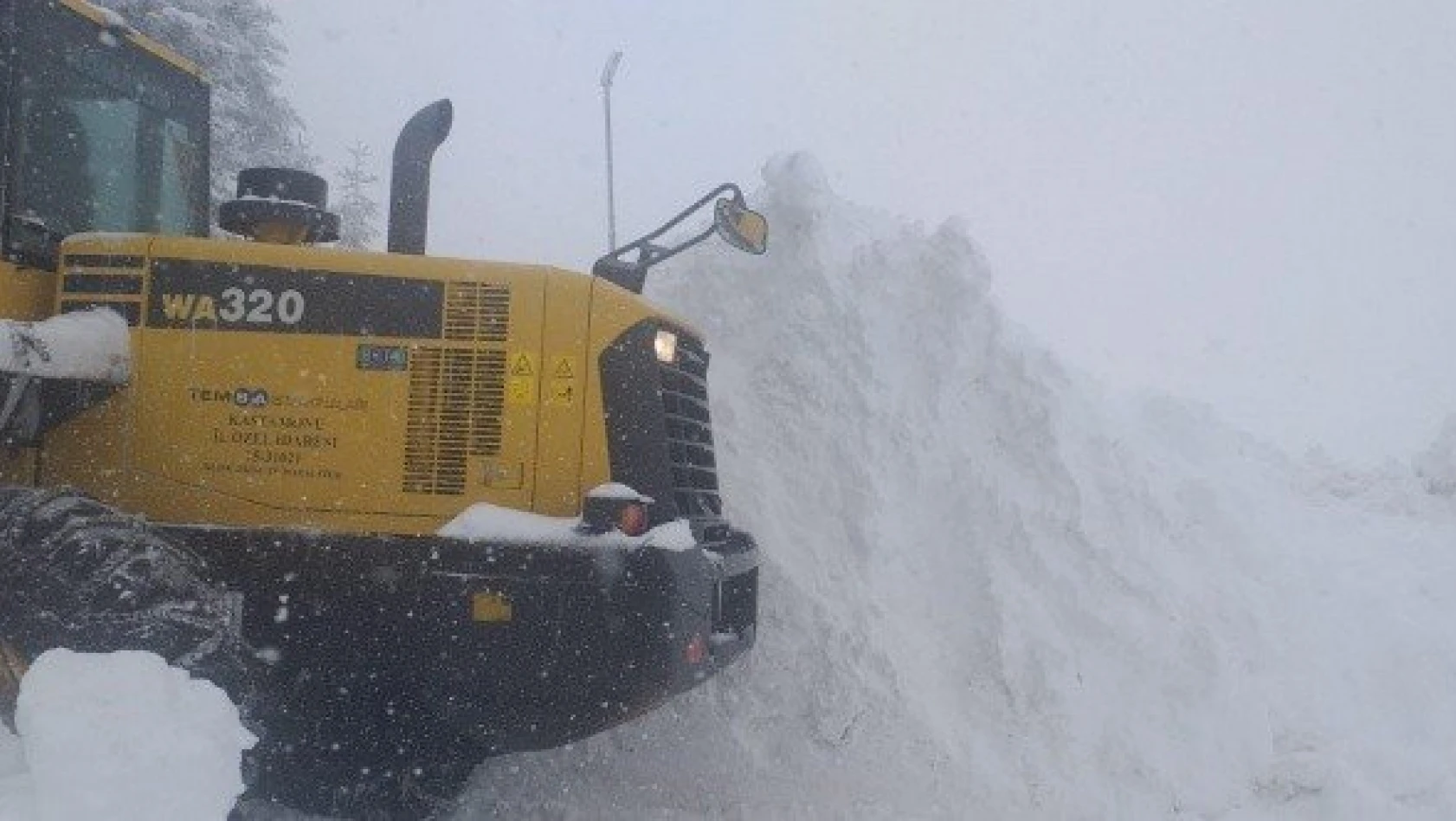 Kastamonu'da kar nedeniyle 509 köy yolu ulaşıma kapandı