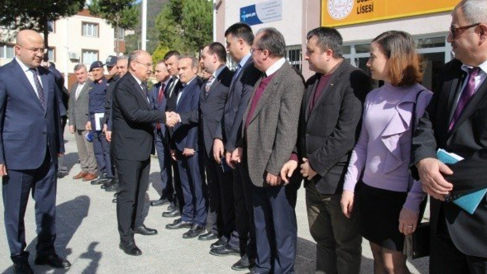 Vali Karadeniz Bozkurt'ta halk toplantısı yaptı