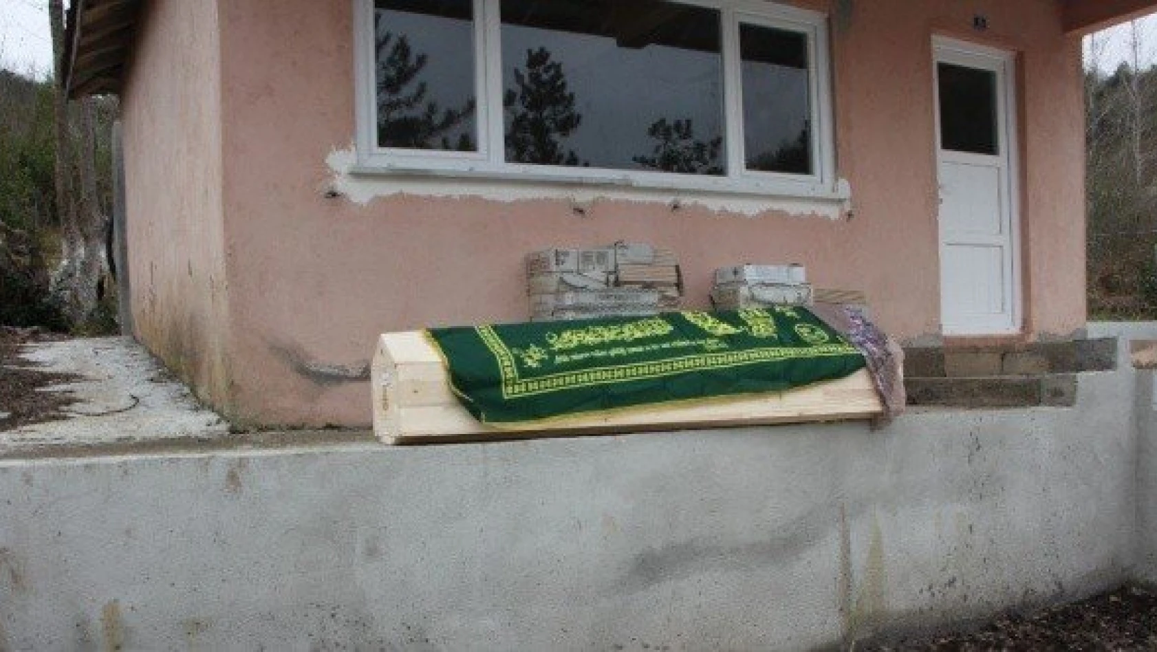 Kastamonu'da cenaze namazı jandarma kontrolünde kılındı