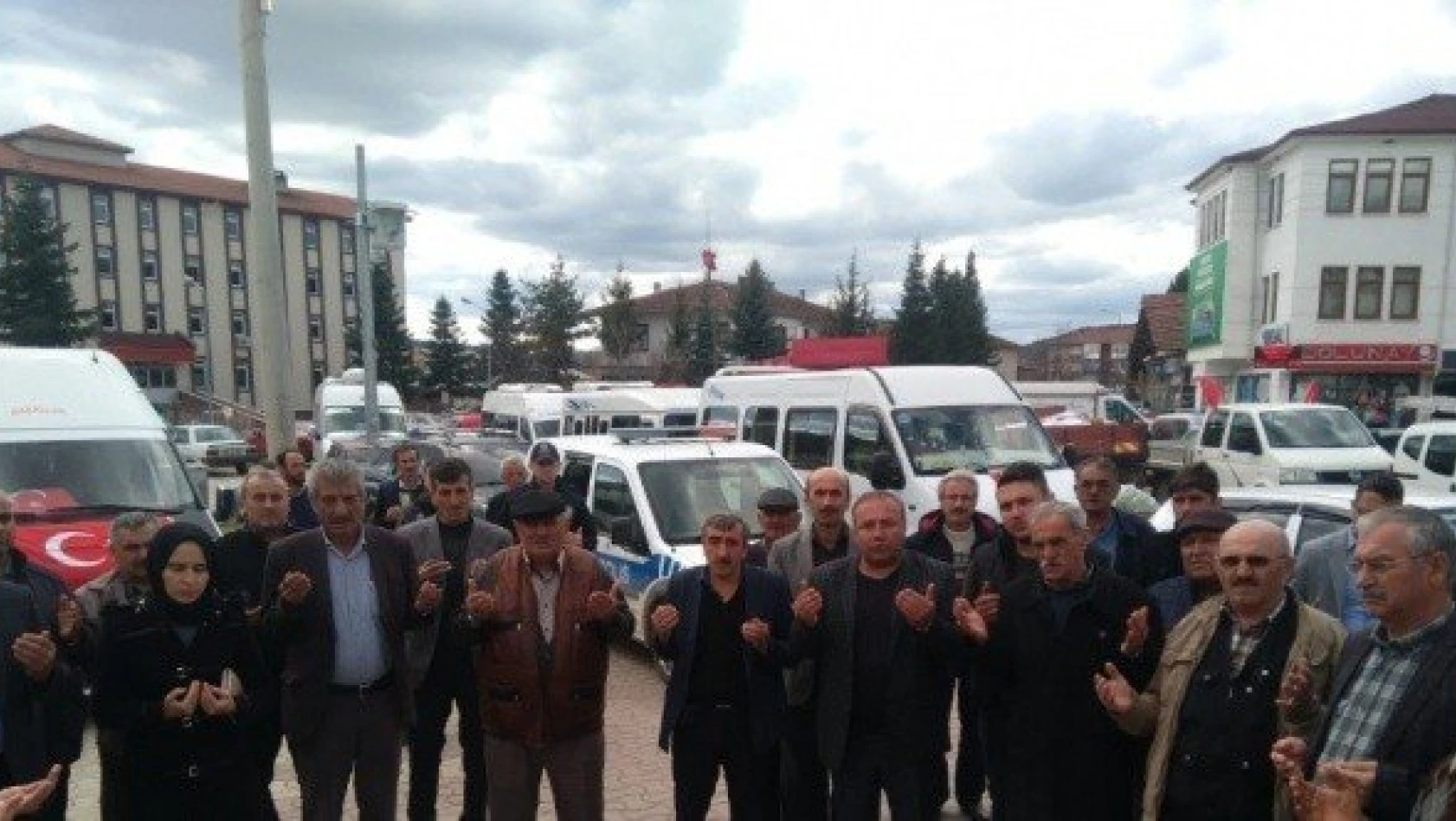Servis şoförlerinden Bahar Kalkanı Harekatı'na konvoylu destek