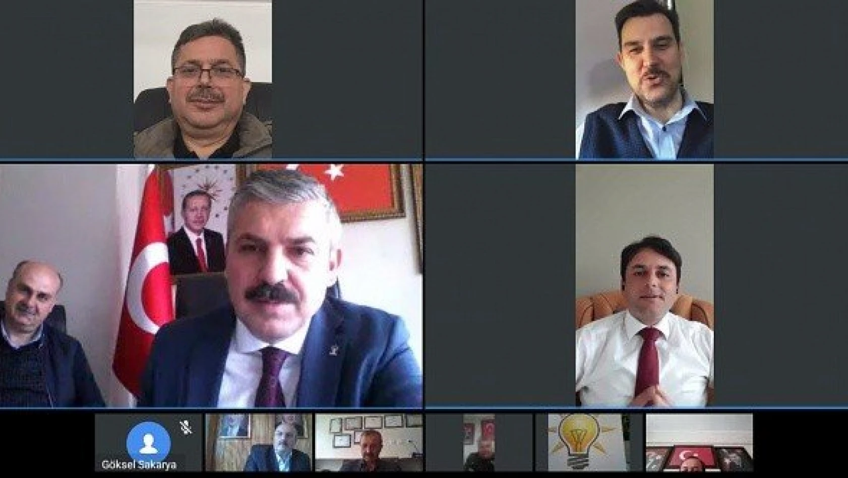AK Parti'de video konferans toplantıları devam ediyor