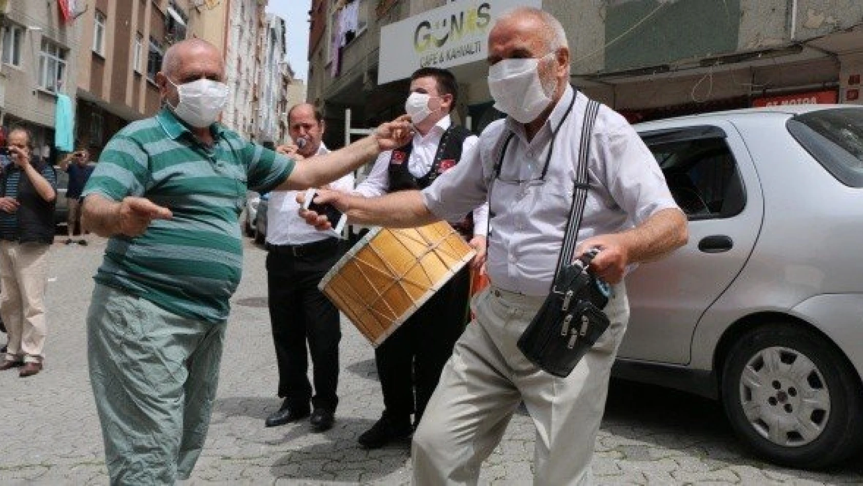 İstanbul'da yaşlılar, Kastamonu yöresi oyunları ile eğlendiler