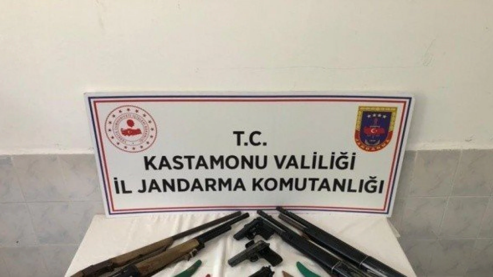 Jandarma kaçak silah operasyonu yaptı: 1 gözaltı