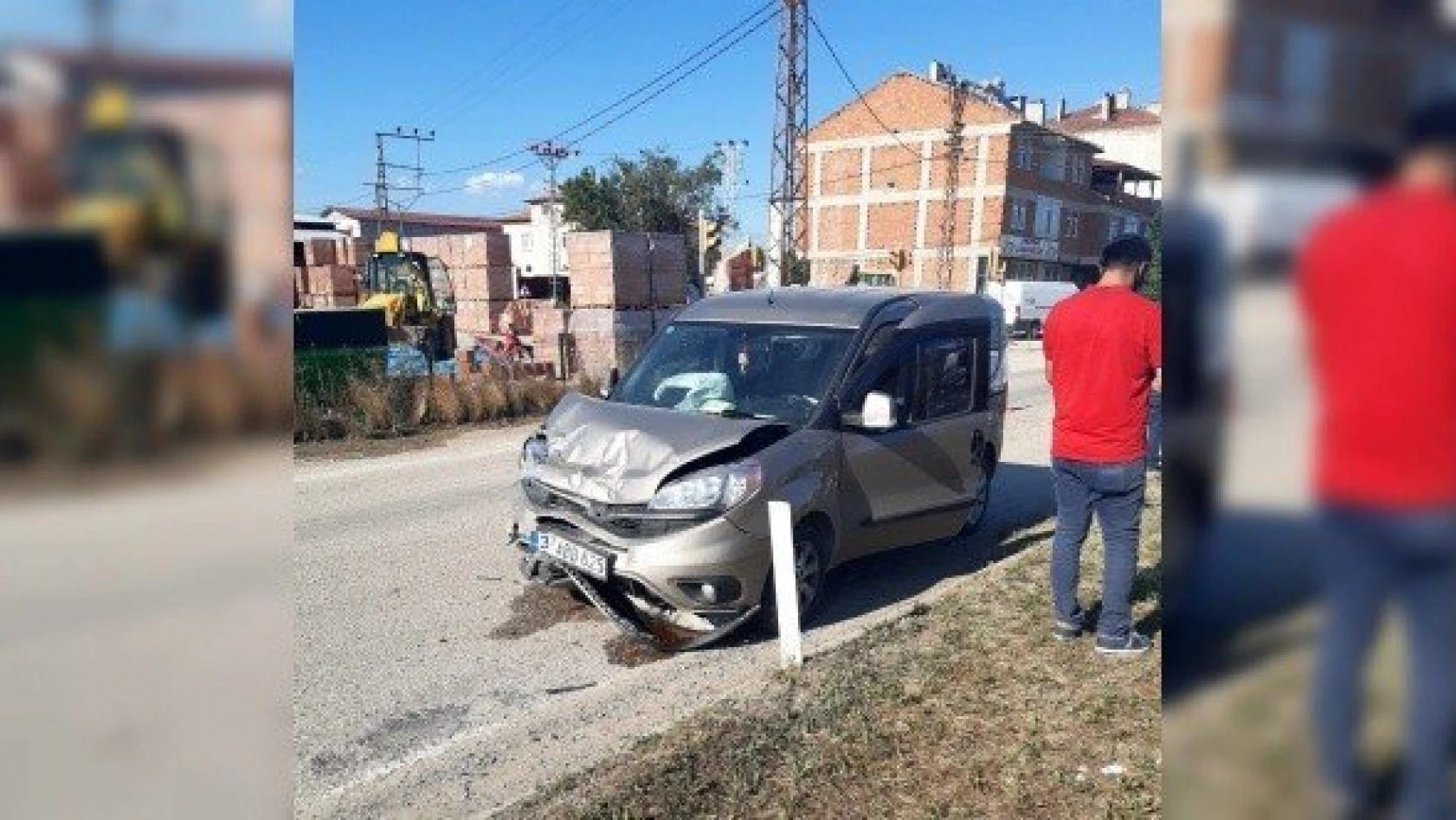 Kastamonu'da iki hafif ticari araç çarpıştı: 5 yaralı