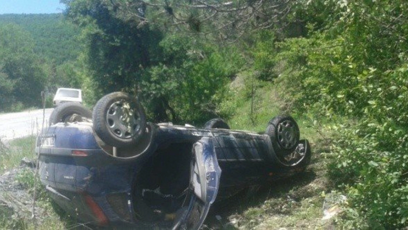 Kastamonu'da otomobil devrildi: 4 yaralı
