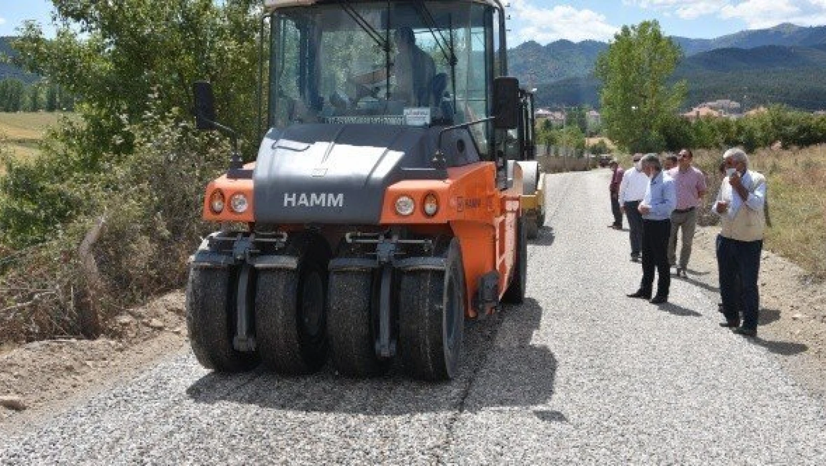 İhsangazi'de asfalt çalışması yapılıyor