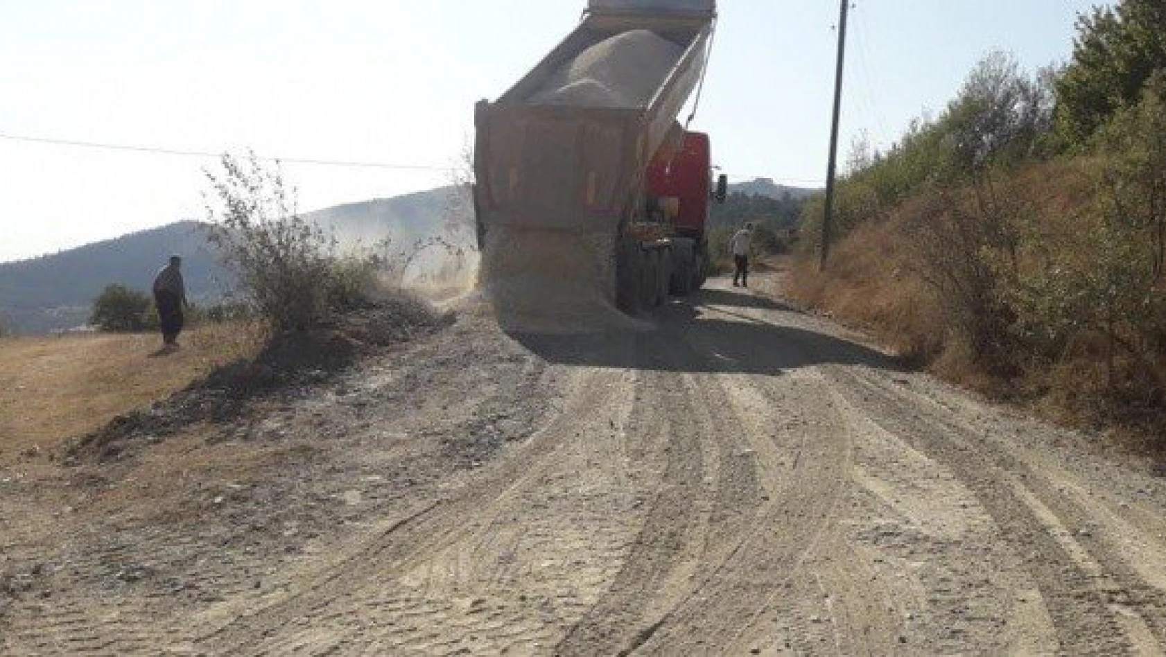 Hanönü'de köy yolları asfaltlanıyor