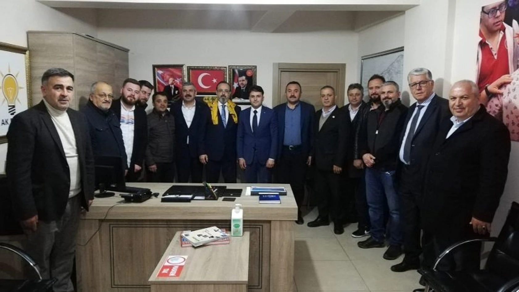 AK Partili Yel ve Ünlü Cide'de iftara katıldı
